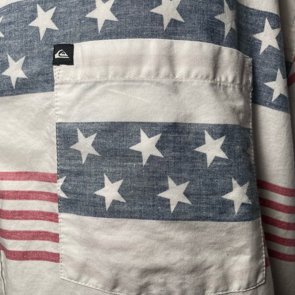 QuickSilver American Flag - Picture 3 of 6